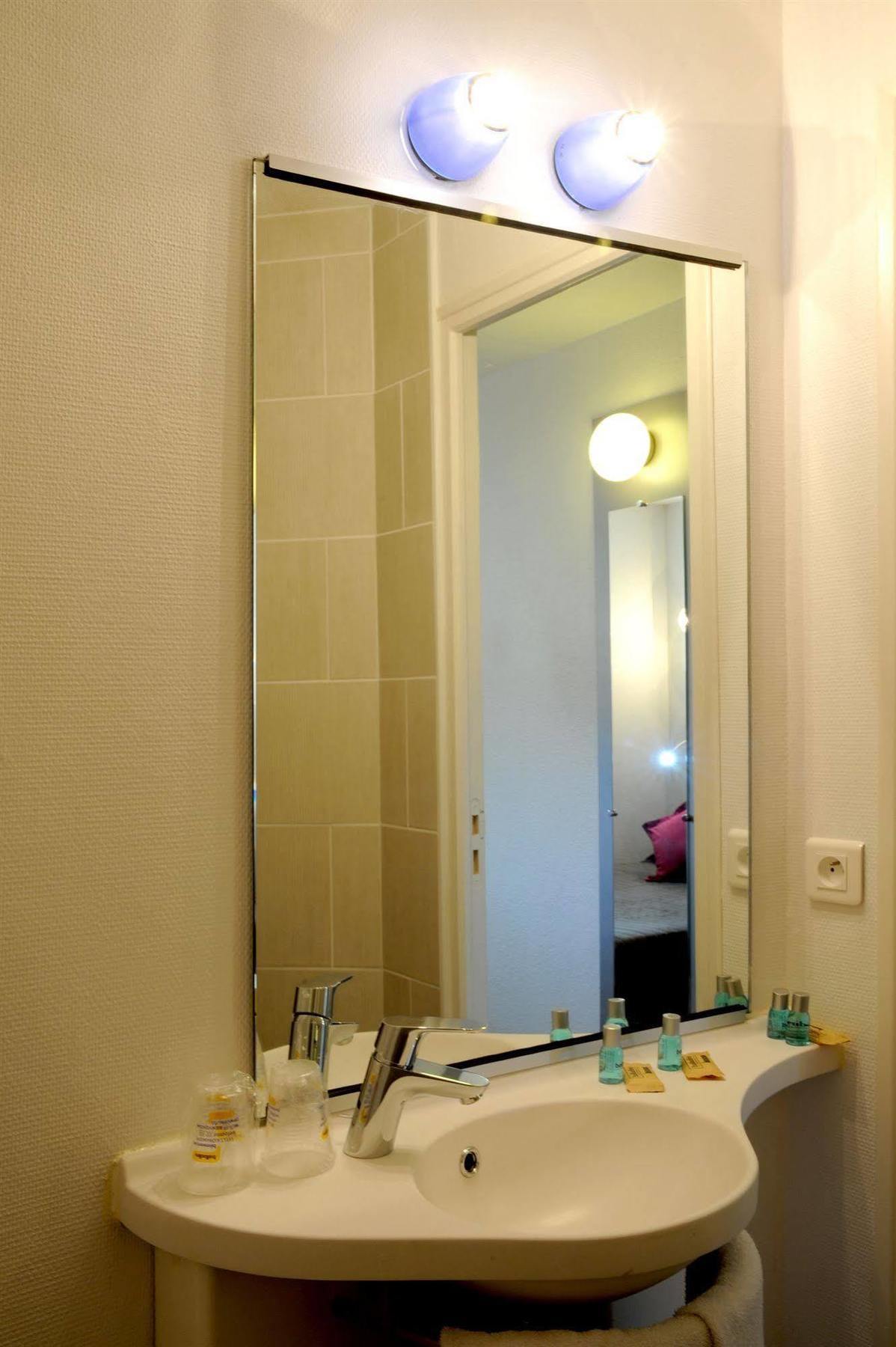 Welcomotel Ле Мюро Екстериор снимка